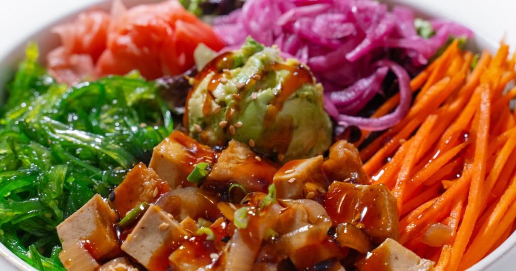 Where to Eat Poké Bowls Without Fish in Montreal
